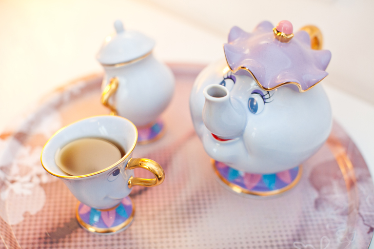 Tête de poupée ensemble de thé tasses à thé, ensemble de thé effrayant  tasses à thé